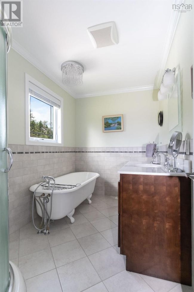 2560 Hillside Rd, House other with 4 bedrooms, 3 bathrooms and null parking in Marion Bridge NS | Image 13