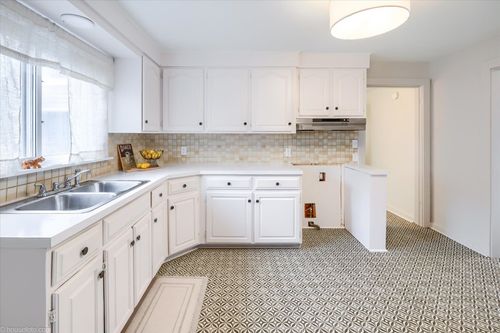 3049 Baker Hts, Grand Blanc, MI, 48507-4538 | Card Image