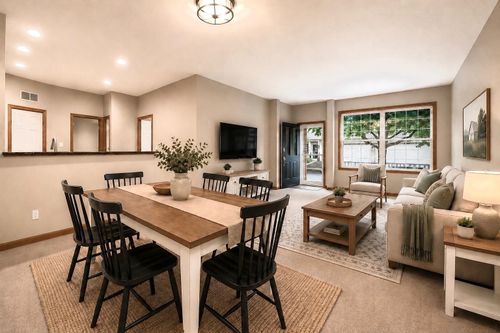 5-4529 Victor Path, Hugo, MN, 55038-5414 | Card Image