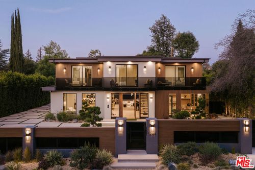 5244 Tampa Ave, Tarzana, CA, 91356 | Card Image