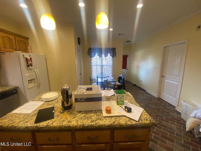Kitchen | Image 24