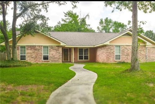 107 Norfolk Ct, Slidell, LA, 70461-5030 | Card Image