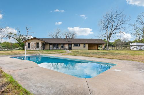 504 Buckaroo Trl, Buda, TX, 78610-9348 | Card Image