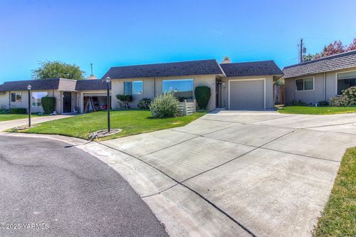 apt-15-100 N 60th Ave, Yakima, WA, 98908-3059 | Card Image