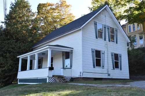 1782 Main St, St. Johnsbury, VT, 05819-1657 | Card Image