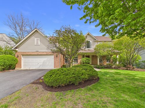 7486 Abbey Rd, Gurnee, IL, 60031-5649 | Card Image
