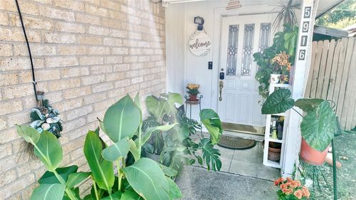 5916 Tinsley Dr, Arlington, TX, 76017-6326 | Card Image