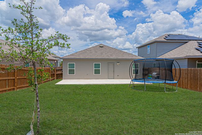 14651 Latigo Loop, House other with 4 bedrooms, 2 bathrooms and null parking in Elmendorf TX | Image 32