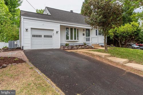 9400 Chatham St, MANASSAS, VA, 20110-3604 | Card Image