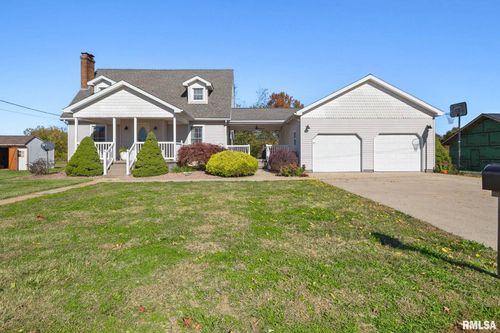 104 E Locust St, Galatia, IL, 62935-1028 | Card Image