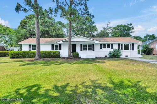 809 Pine Valley Dr, Wilmington, NC, 28409-6925 | Card Image