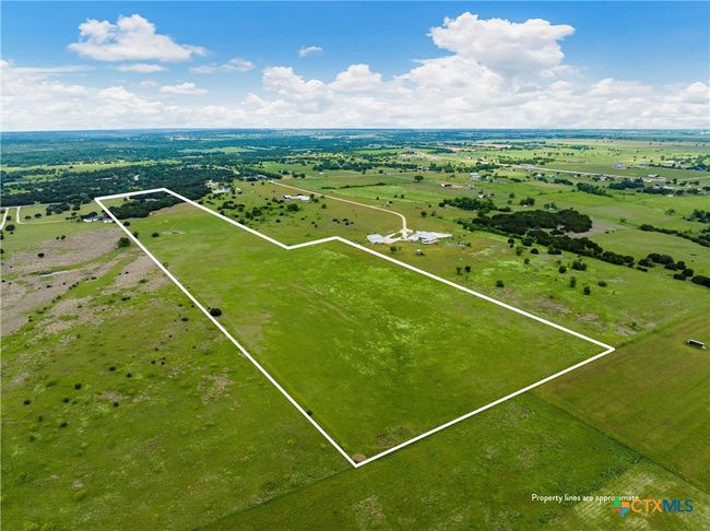 655 Hwy 236, Home with 3 bedrooms, 2 bathrooms and null parking in Moody TX | Image 44
