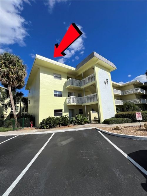 apt-w309-1100 Ponce De Leon Cir, Vero Beach, FL, 32960-6476 | Card Image