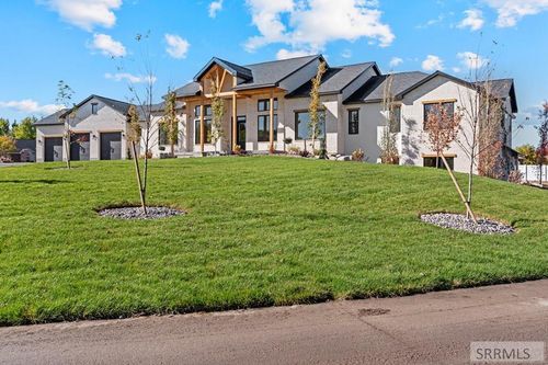 560 Partridge Ln, Rexburg, ID, 83440-3579 | Card Image