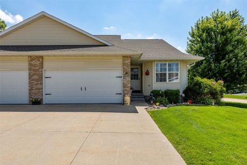 6610-6610 Waterview Dr Sw, Cedar Rapids, IA, 52404 | Card Image