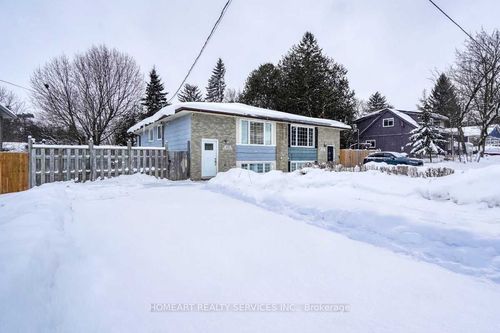 62 Kertland St, Elora, ON, N0B1S0 | Card Image