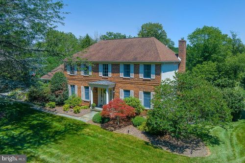 614 Thorncroft Dr, West Chester, PA, 19380-6442 | Card Image