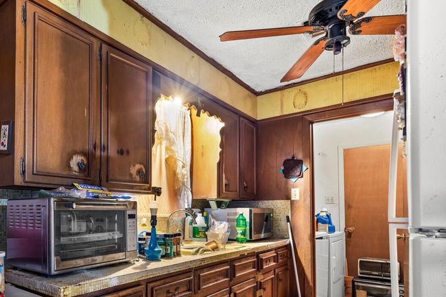 401 Carver St, House other with 3 bedrooms, 2 bathrooms and null parking in Waco TX | Image 15