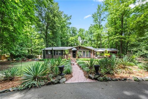 5436 Old Walkertown Rd, Winston Salem, NC, 27105-9717 | Card Image