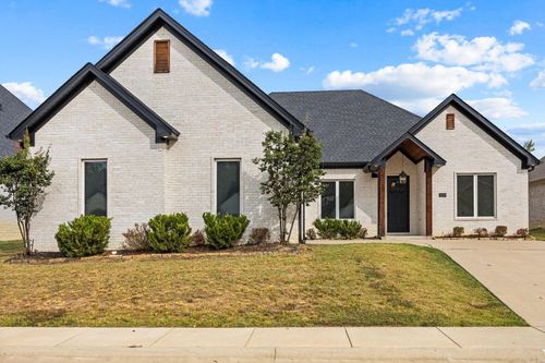 2420 Hurricane Gardens Drive, Bryant, AR, 72022 | Card Image