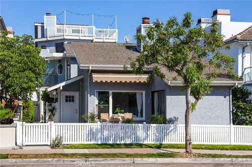 119 2nd St, Seal Beach, CA, 90740-6003 | Card Image