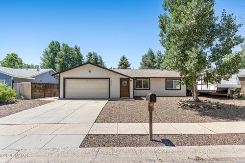3425 W Mountain Dr, Flagstaff, AZ, 86001-1057 | Card Image