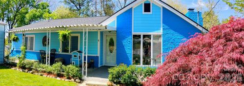 6 Chestnut Ter, Asheville, NC, 28803-9674 | Card Image