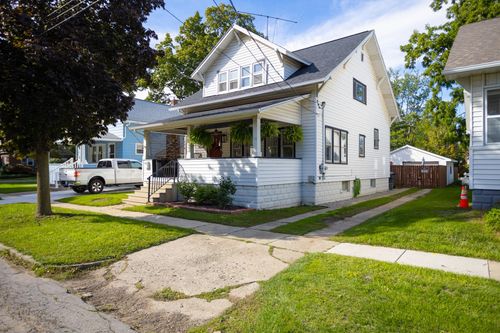 805 E Exchange Street, Owosso, MI, 48867 | Card Image