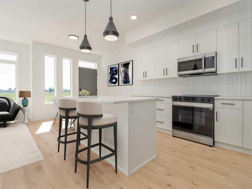 {{alt}} | Card Image