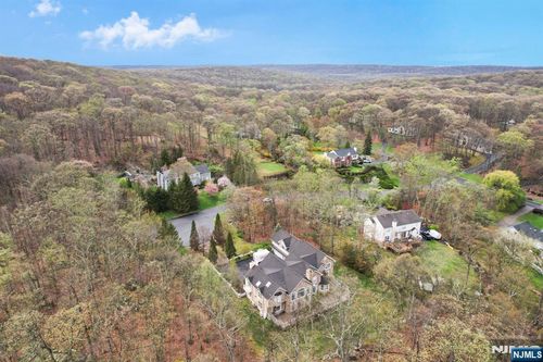 12 Butternut Ter, Kinnelon, NJ, 07405-2136 | Card Image