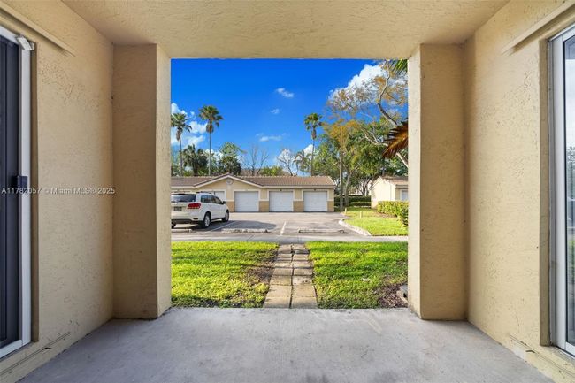 APT-107 - 2600 S University Dr, Condo with 2 bedrooms, 2 bathrooms and null parking in Davie FL | Image 19