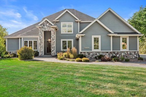 5316 Oldfield Drive, Caledonia, WI, 53108 | Card Image