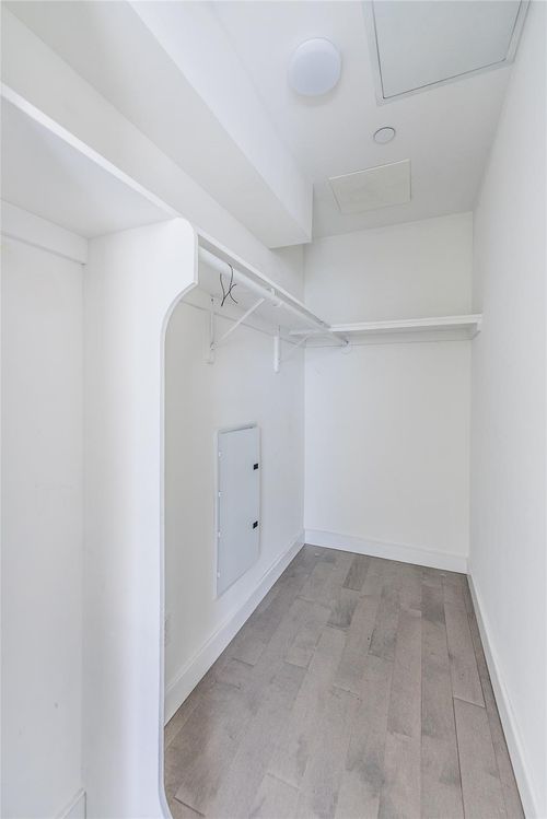 apt-7c-41 27th St, Long Island City, NY, 11101-3890 | Card Image