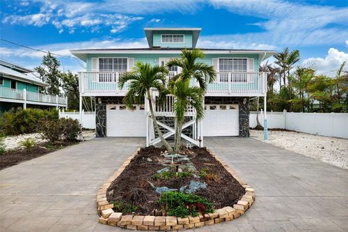 311 Poinsettia Rd, ANNA MARIA, FL, 34216 | Card Image