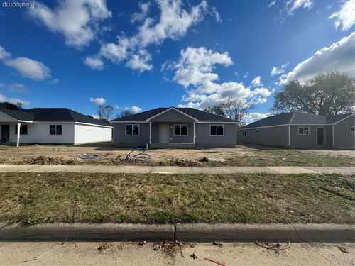 23278 Wellington Ave, Warren, MI, 48089-5733 | Card Image