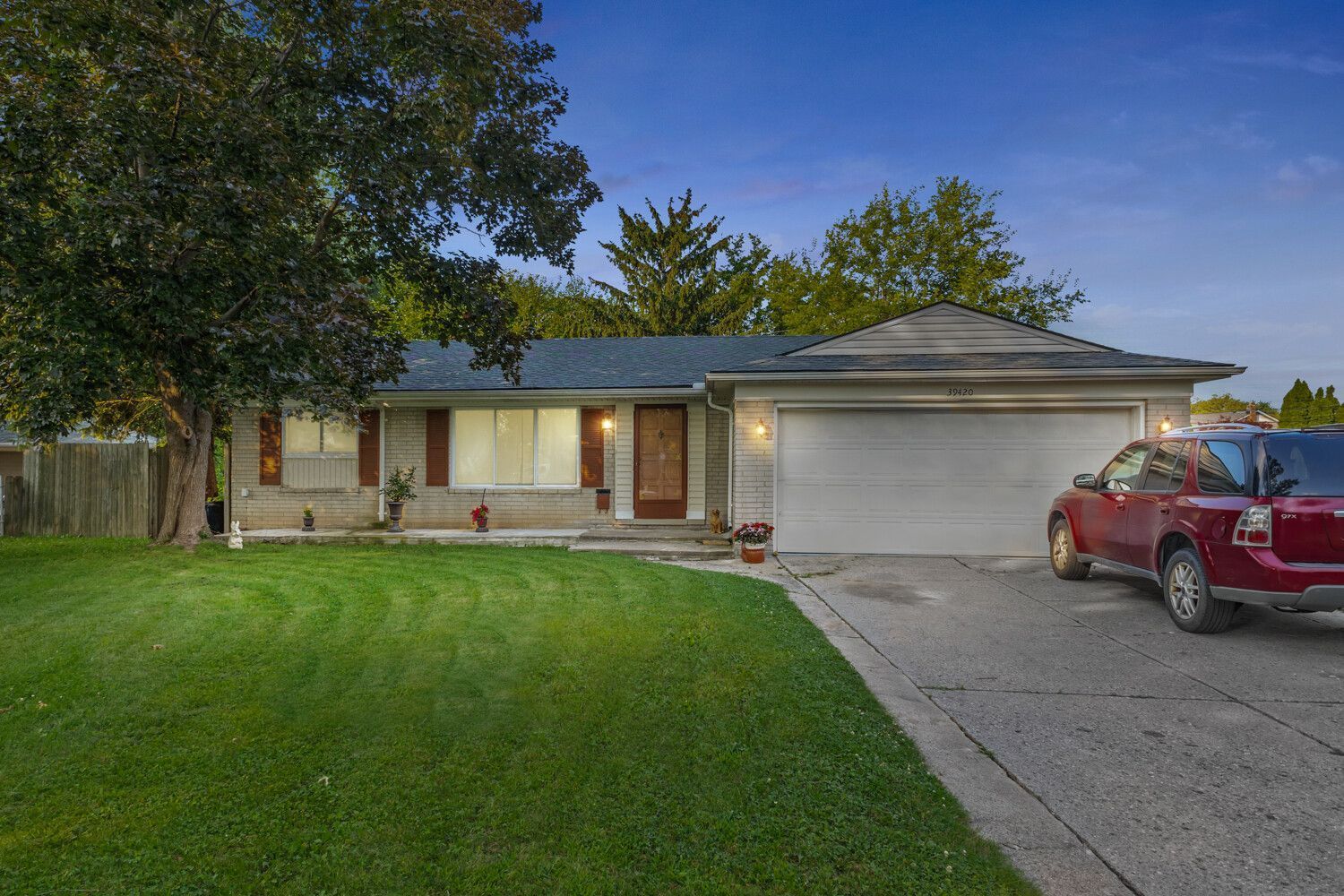 Fenmore Ct, Sterling Heights, MI 48313