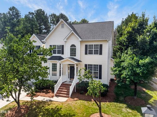802 Fanning Way, Durham, NC, 27704-2374 | Card Image