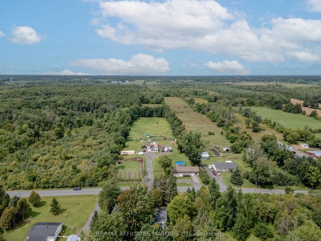 20169 Beaupre Rd, House other with 4 bedrooms, 1 bathrooms and 8 parking in Green Valley ON | Image 5