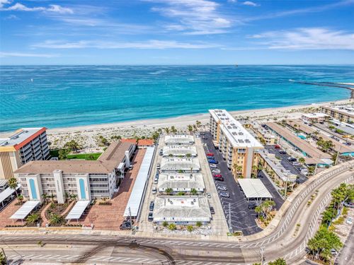 apt-e2-1205 Tarpon Center Dr, VENICE, FL, 34285-1105 | Card Image