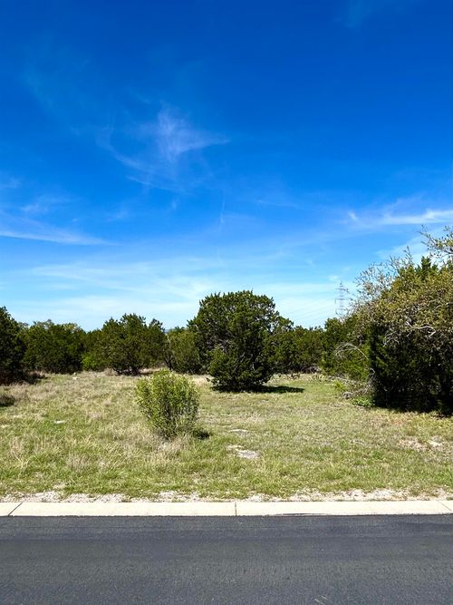 40012B Hi Ridge Rd, Horseshoe Bay, TX, 78657 | Card Image