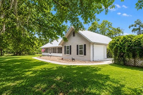 25419 Nw 105th Pl, High Springs, FL, 32643-8696 | Card Image