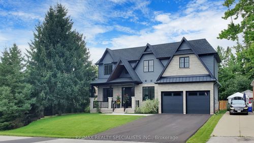 212 Southview Rd, Oakville, ON, L6K2P4 | Card Image