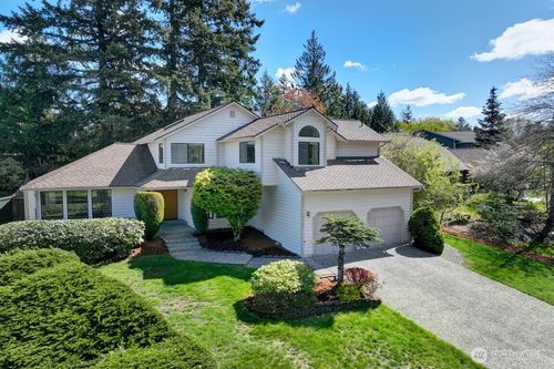 1736 229th Avenue Ne, Sammamish, WA, 98074 | Card Image