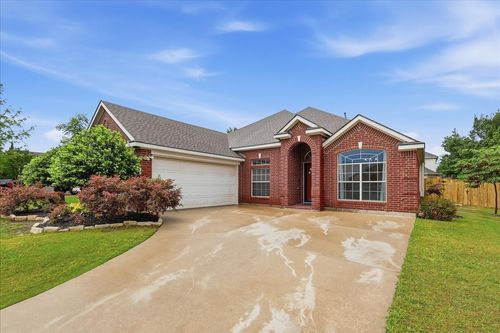 7109 Denver City Dr, Fort Worth, TX, 76179-2541 | Card Image