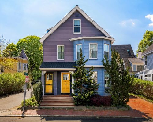 24-24 Rockingham St, Cambridge, MA, 02139-4757 | Card Image