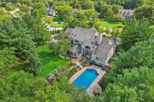 N28W30264 Red Hawk Court, DELAFIELD, WI, 53072 | Card Image