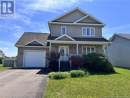 11 Mccoy St, Moncton, NB, E1G0C7 | Card Image
