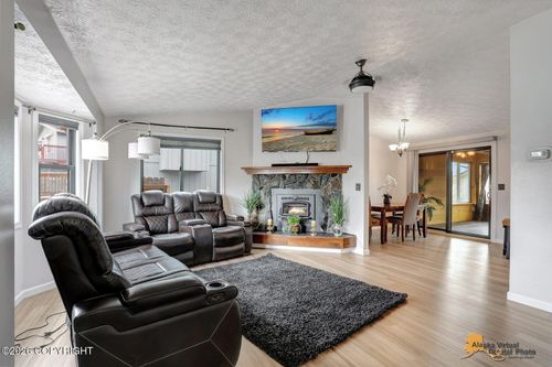 12518 Crested Butte Dr, Eagle River, AK, 99577-7654 | Card Image