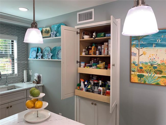 APT-1 - 6001 Se Landing Way, Condo with 2 bedrooms, 2 bathrooms and null parking in Stuart FL | Image 8