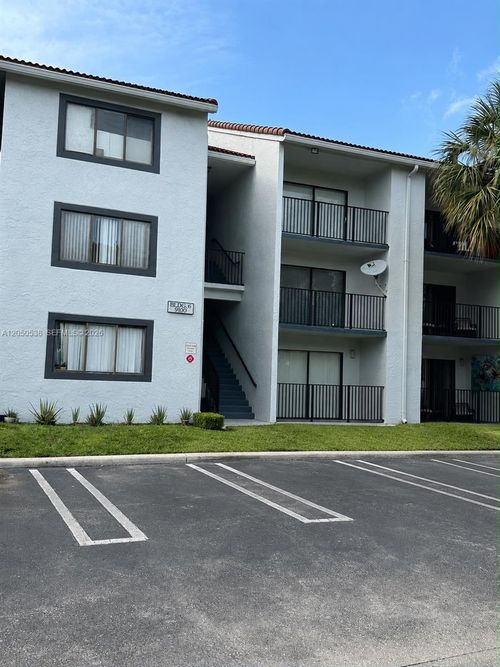 627-9100 W Atlantic Blvd, Coral Springs, FL, 33071-5241 | Card Image